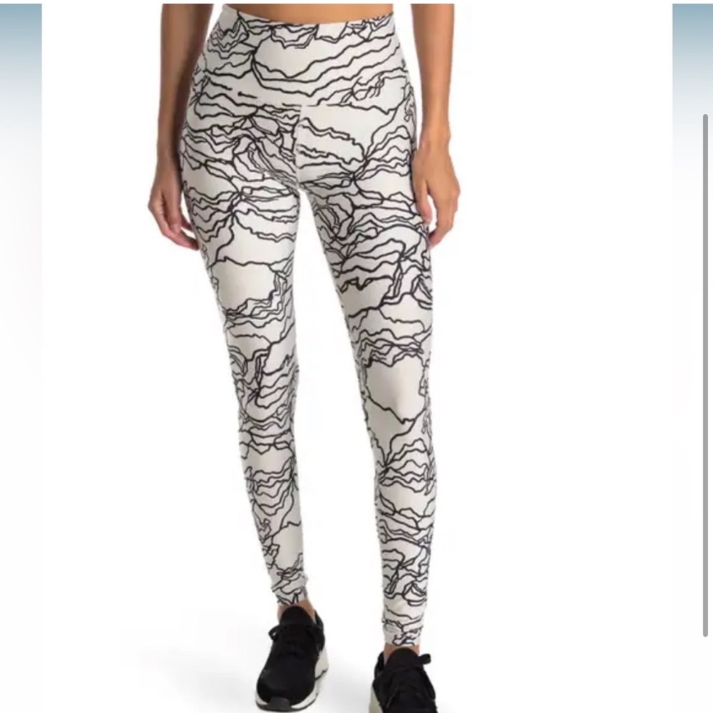 Maaji Modern Lines Workout Set